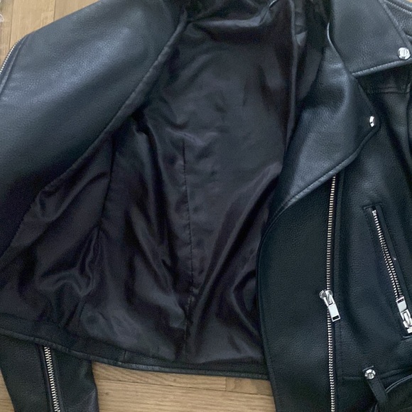Black faux leather jacket - Picture 2 of 5